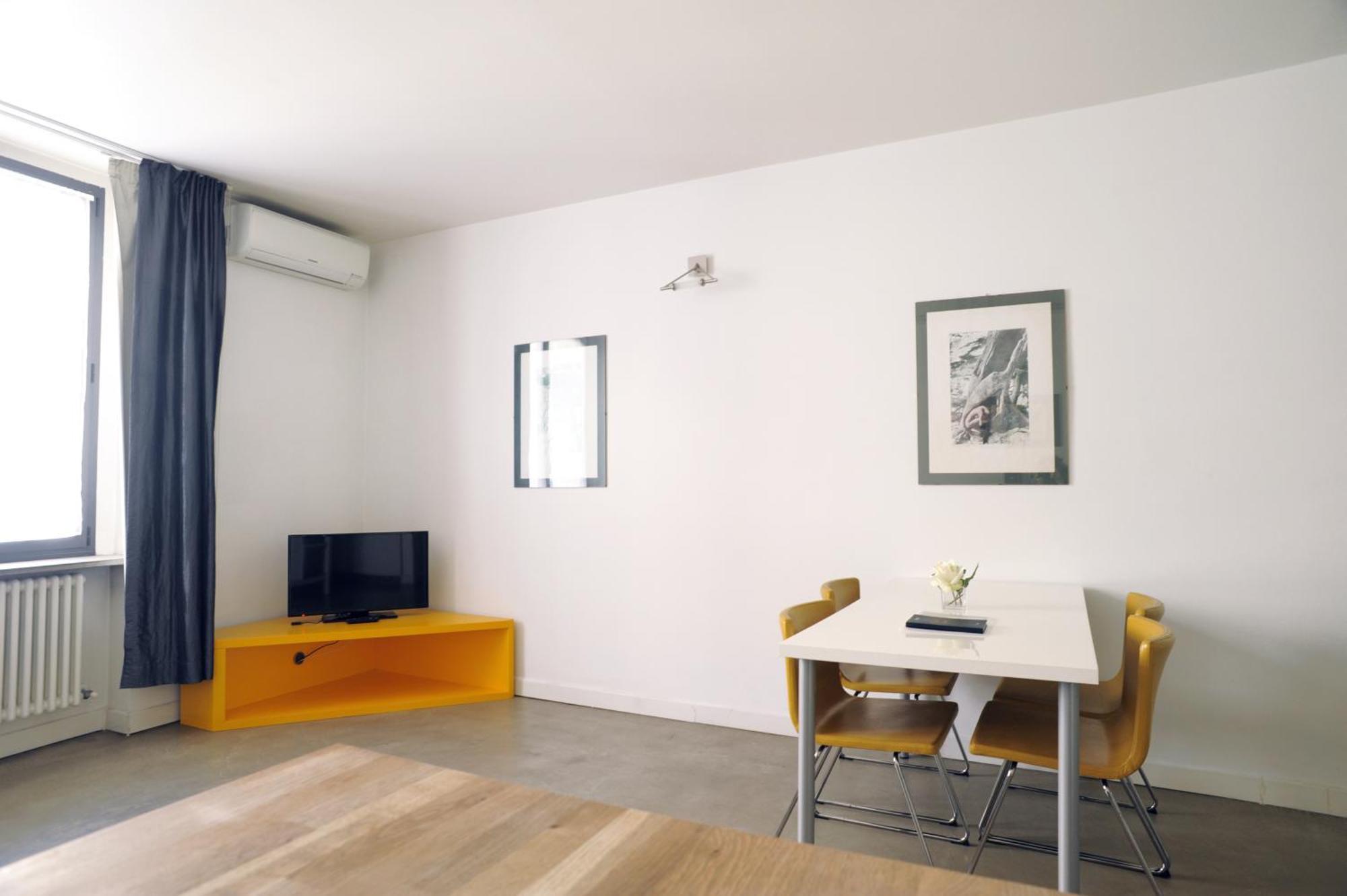 Loft Sant Ambrogio With Terrance Lägenhet Milano Exteriör bild